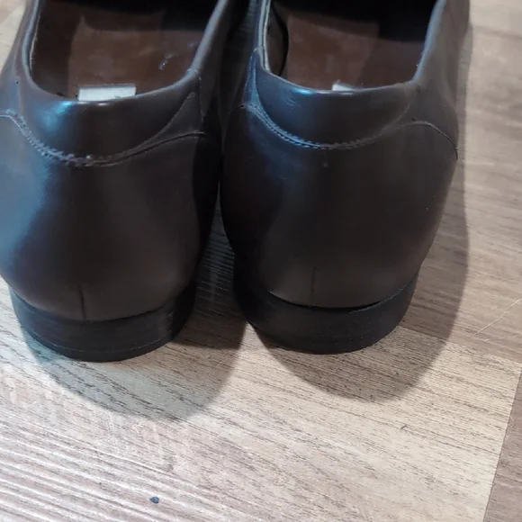 Etienne Aigner Brown Loafers Slip-Ons - Picture 6 of 7